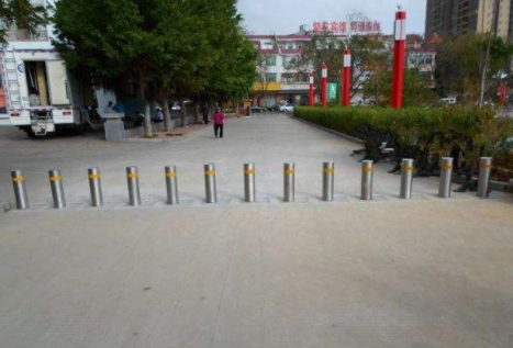 升降柱 